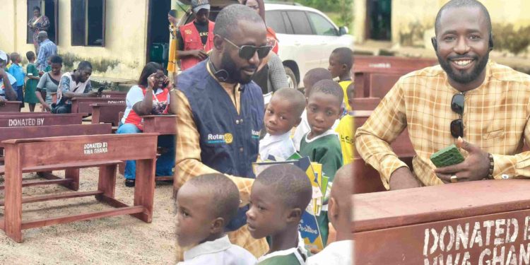 Rtn. Uchechukwu Udeji (Nwa Ghana) Donates Classroom Desks and Books to Umuagu Central School, Boosting Learning Environment
