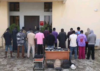 BREAKING: EFCC Arrests 19 Suspected Internet Fraudsters, a Lady Included [PHOTOS]