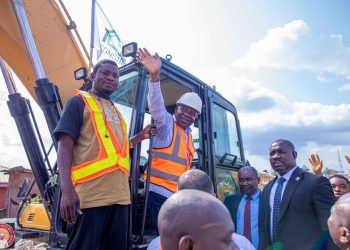 Gov. Alex Otti Flags Off Reconstruction of Umuahia–Ikot Ekpene Road, Vows Completion in 18 Months