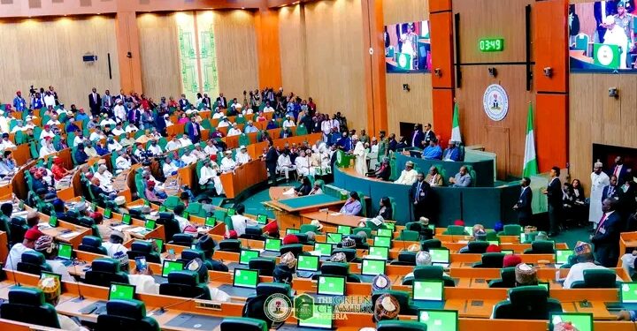 BREAKING: Massive Defection Rocks National Assembly as Six Reps, Two Senators Dump PDP for APC