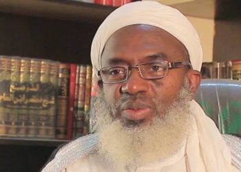 Sheikh Gumi Breaks Silence on Arrest by US Military at Nigerian Airport