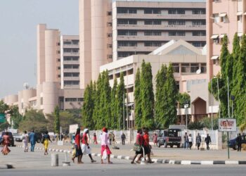 VIDEO: Fire Hits Federal Secretariat in Abuja